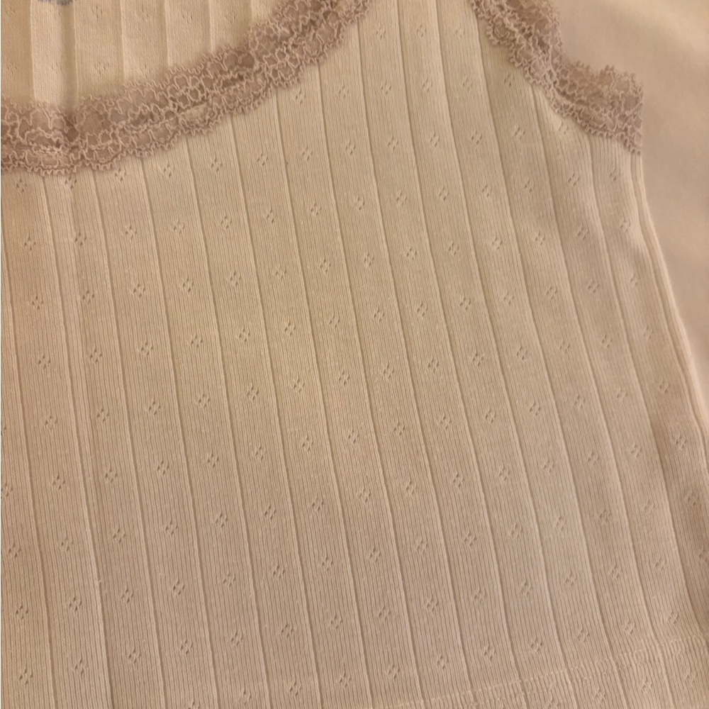 Brandy Melville pointelle lace cami white Chic Cream Lace Trim Tank Top - Picture 4 of 4